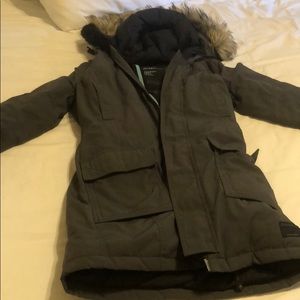 Grey Aritzia Down Parka size S